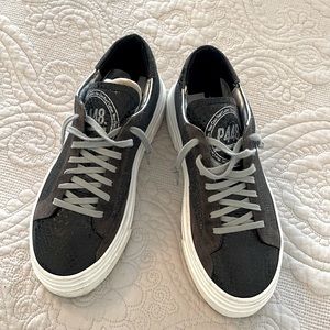 P448 Black Sparkle Sneakers